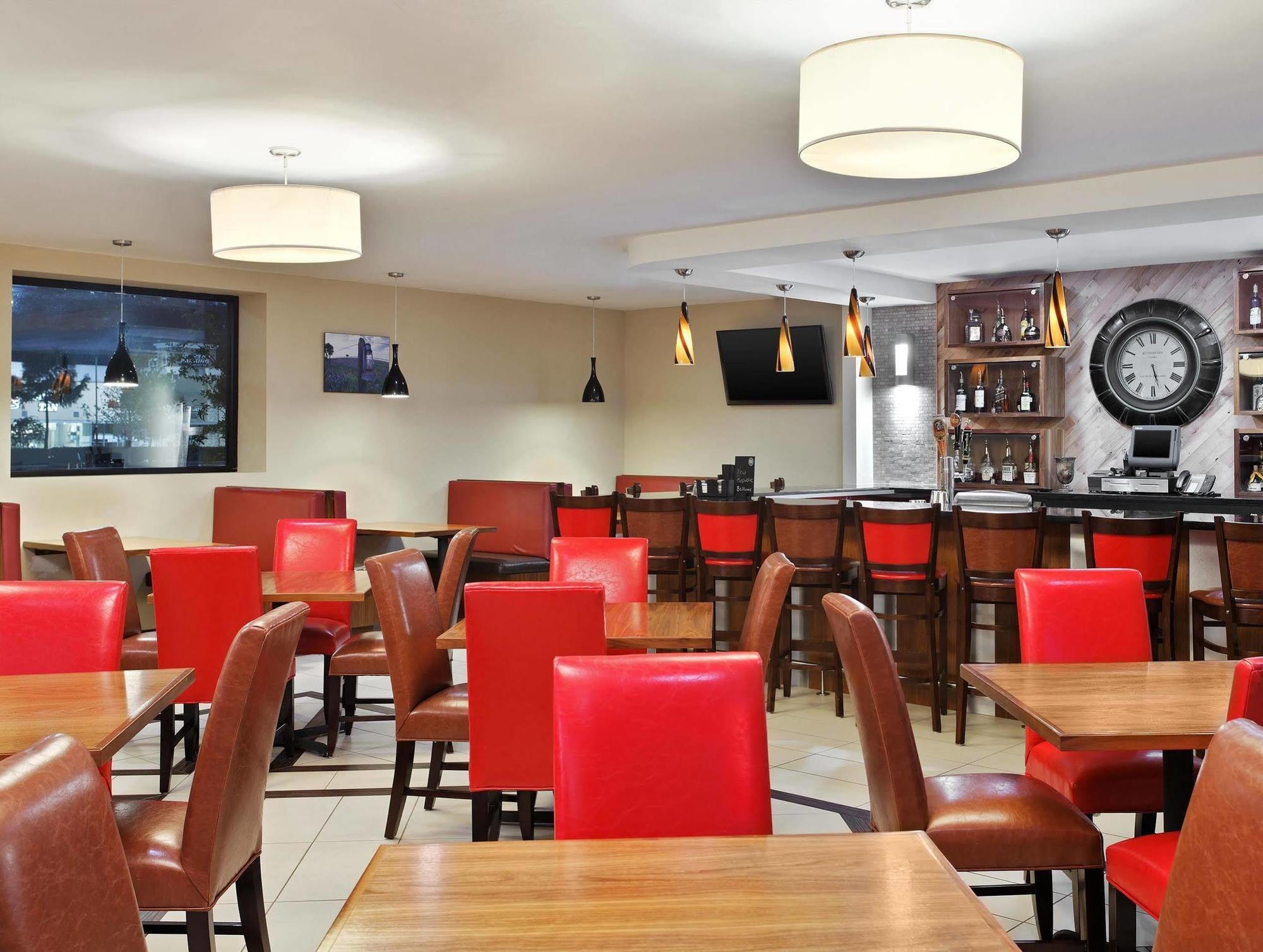 Four Points By Sheraton College Station Exterior photo